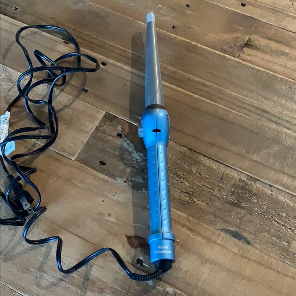 Babybliss nano titanium curl wand
